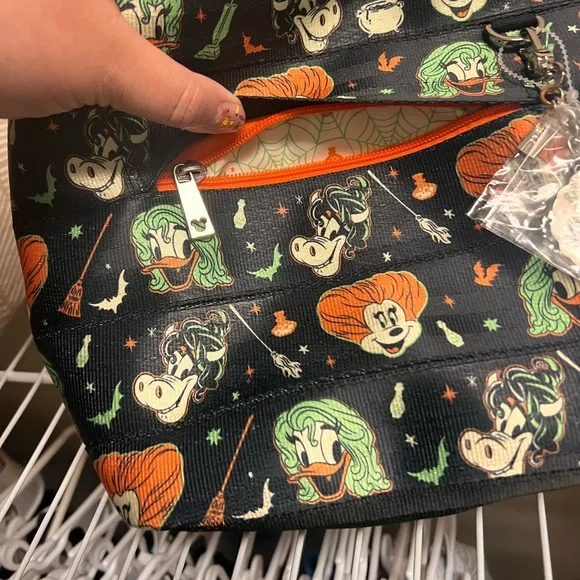 Disney Harveys Hocus Pocus Backpack 2024 Parks Halloween Seat Belt Bag - Picture 3 of 4